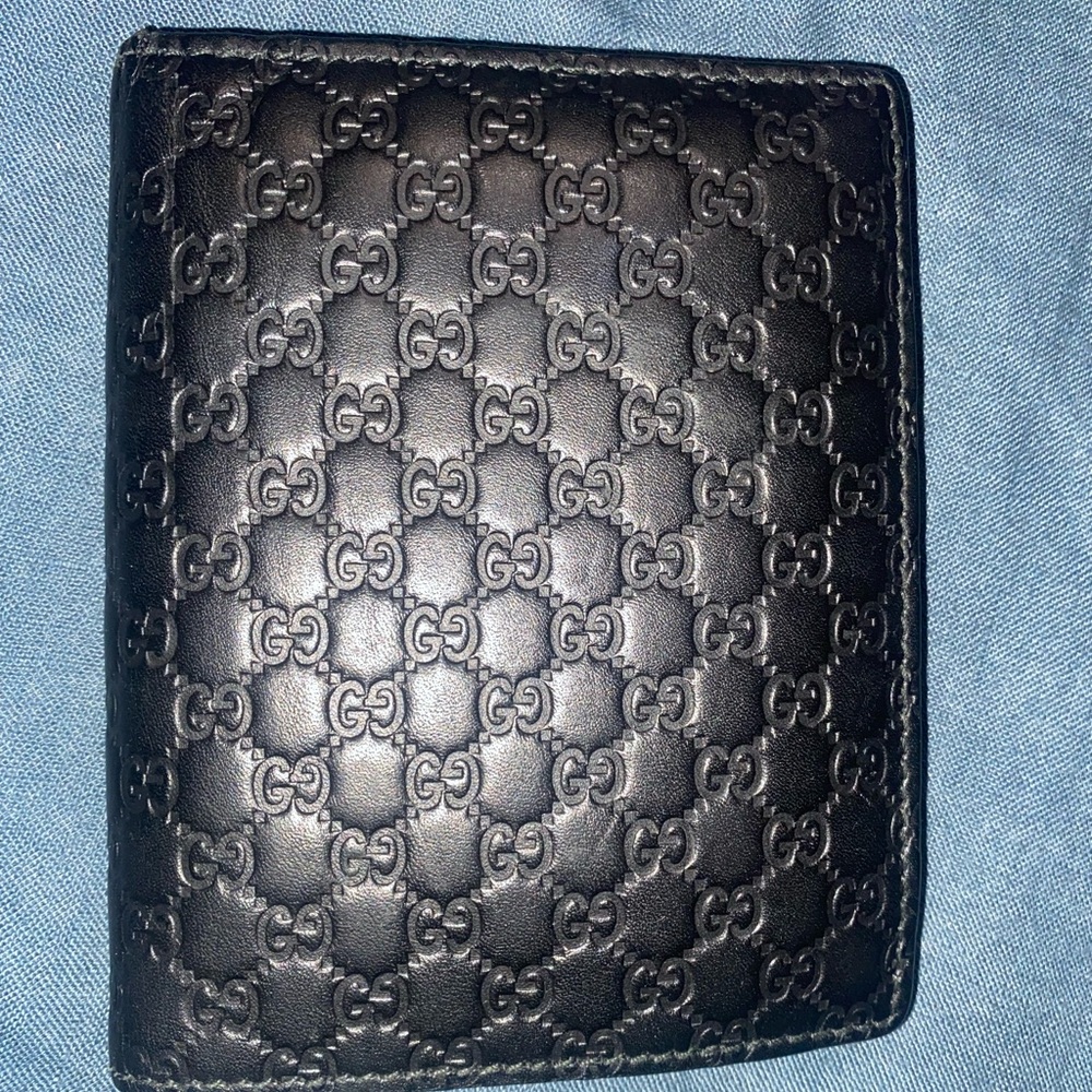 Gucci black wallet